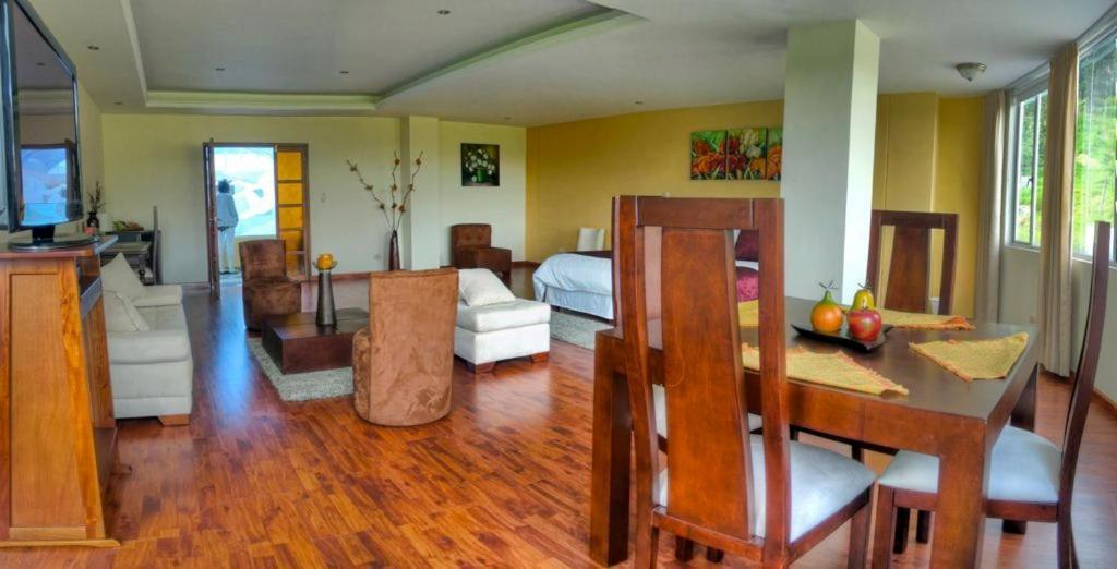 Kur Hotel & Bio Spa 두이타마 외부 사진